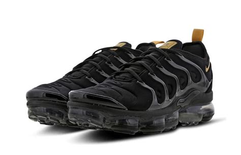 nike vapormax plus foot locker|nike vapormax promo.